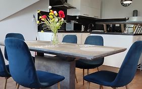 Ikon Apartman